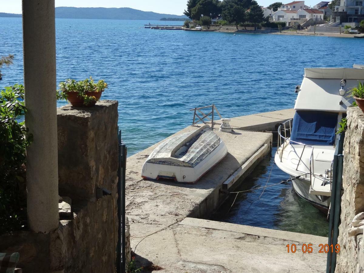 Apartment Jakov With Boat Mooring Žaborić Zewnętrze zdjęcie